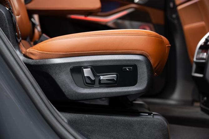 Новый BMW X7 I (G07) Рестайлинг 2026 года, цена 17 900 000 рублей, внедорожник, Автокод Объявления
