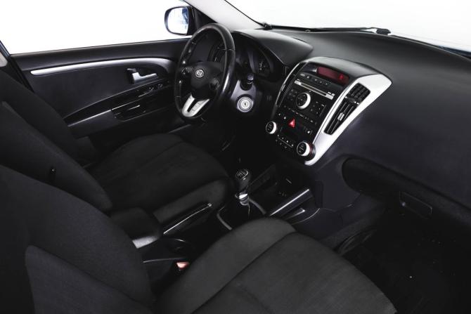 Kia Ceed I Рестайлинг с пробегом 2011 года, цена 699 000 рублей, 254000 км, универсал, Автокод Объявления