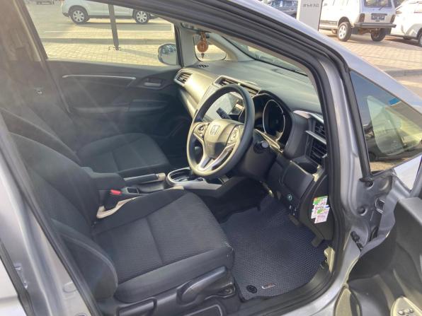 Honda Fit III Рестайлинг с пробегом 2019 года, цена 1 450 000 рублей, 76285 км, хэтчбек, Автокод Объявления