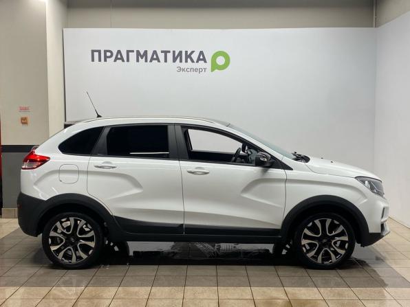 Lada (ВАЗ) XRAY I с пробегом 2021 года, цена 1 100 000 рублей, 84000 км, хэтчбек, Автокод Объявления