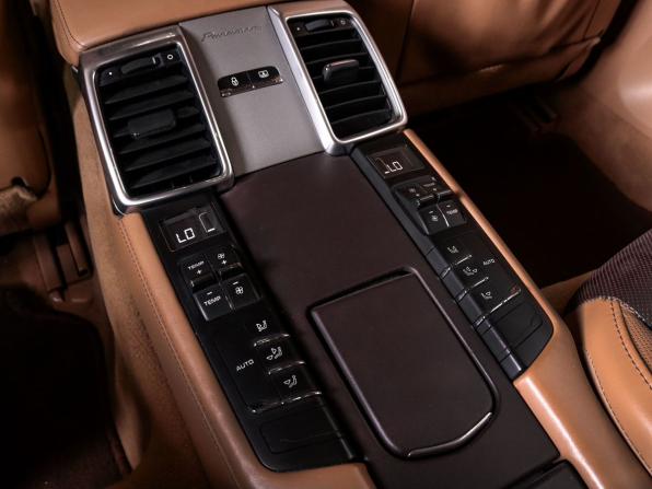 Porsche Panamera I Рестайлинг с пробегом 2015 года, цена 2 990 000 рублей, 152000 км, лифтбек, Автокод Объявления