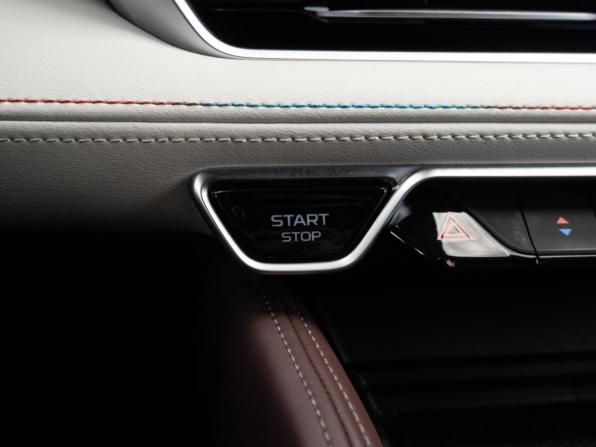 Geely Monjaro I с пробегом 2023 года, цена 3 100 000 рублей, 61220 км, внедорожник, Автокод Объявления