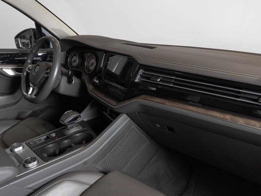 Volkswagen Touareg III Казань  - изображение 7