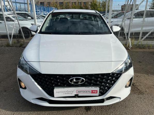Hyundai Solaris II Рестайлинг с пробегом 2022 года, цена 1 655 589 рублей, 88001 км, седан, Автокод Объявления