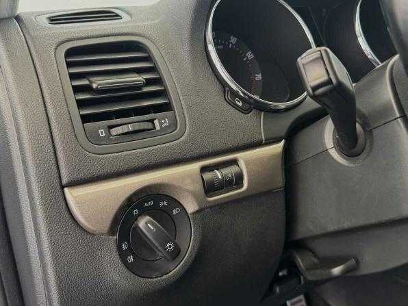 Skoda Yeti I Рестайлинг с пробегом 2014 года, цена 1 230 000 рублей, 129154 км, внедорожник, Автокод Объявления