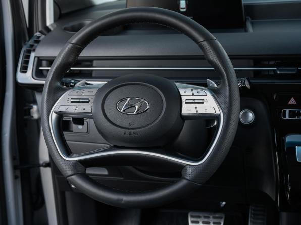 Hyundai Staria I с пробегом 2022 года, цена 4 950 000 рублей, 20013 км, минивэн, Автокод Объявления