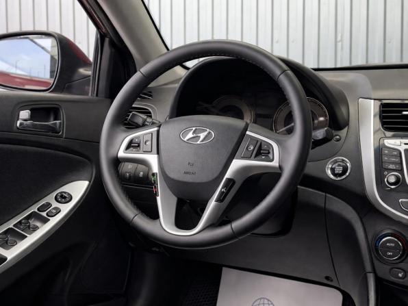 Hyundai Solaris I с пробегом 2011 года, цена 867 000 рублей, 149072 км, хэтчбек, Автокод Объявления