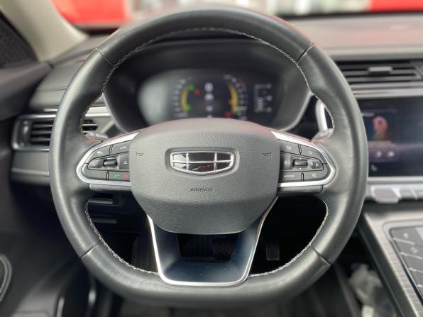 Geely Atlas Pro с пробегом 2023 года, цена 1 990 000 рублей, 80258 км, внедорожник, Автокод Объявления