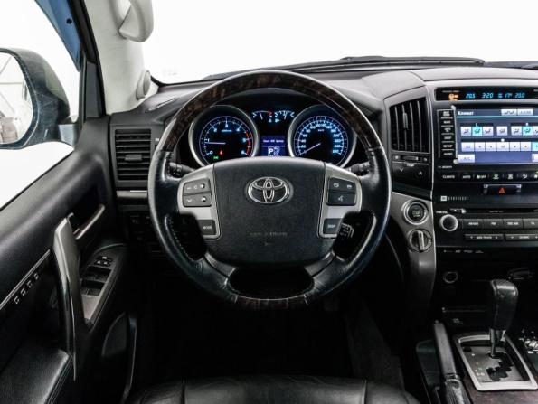 Toyota Land Cruiser 200 Series с пробегом 2011 года, цена 2 575 000 рублей, 254079 км, внедорожник, Автокод Объявления