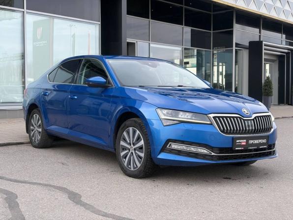Skoda Superb III Рестайлинг с пробегом 2021 года, цена 2 055 000 рублей, 198500 км, лифтбек, Автокод Объявления