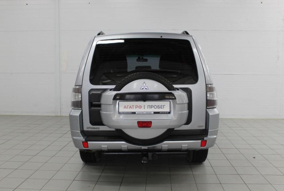 Mitsubishi Pajero IV Рестайлинг 1 Астрахань  - изображение 9