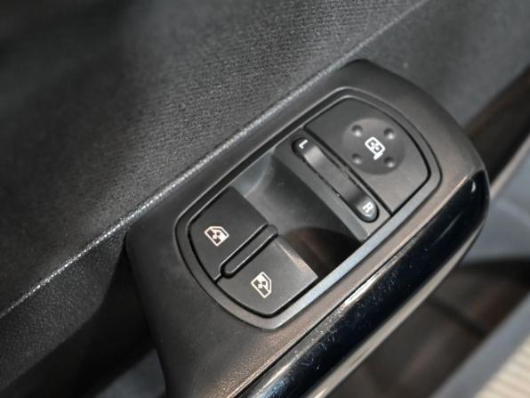 Opel Corsa D Рестайлинг II с пробегом 2012 года, цена 770 000 рублей, 121745 км, хэтчбек, Автокод Объявления