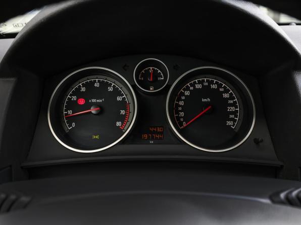Opel Astra H Рестайлинг с пробегом 2013 года, цена 779 000 рублей, 197741 км, универсал, Автокод Объявления