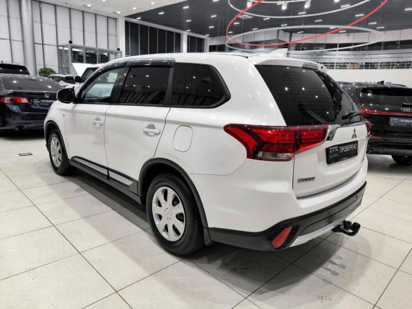 Mitsubishi Outlander III Рестайлинг 2 с пробегом 2017 года, цена 1 299 000 рублей, 154337 км, внедорожник, Автокод Объявления
