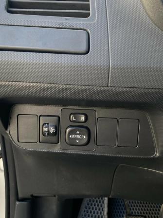 Toyota Auris I Рестайлинг с пробегом 2011 года, цена 895 000 рублей, 118300 км, хэтчбек, Автокод Объявления