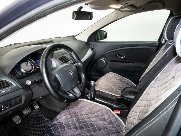 Renault Megane III Рестайлинг с пробегом 2013 года, цена 640 000 рублей, 208000 км, хэтчбек, Автокод Объявления