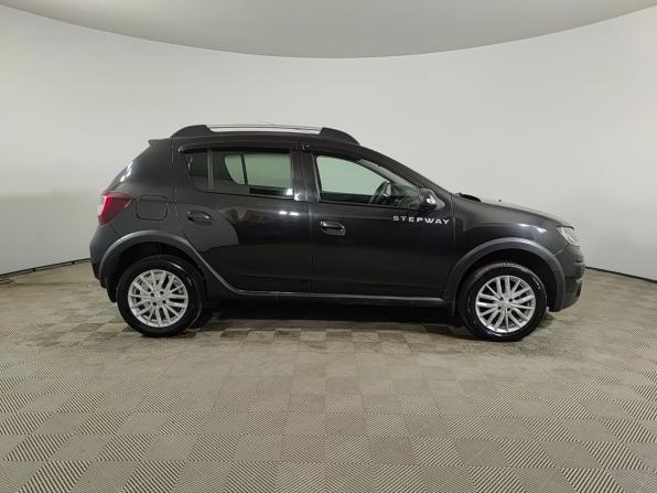 Renault Sandero II с пробегом 2016 года, цена 920 000 рублей, 141347 км, хэтчбек, Автокод Объявления