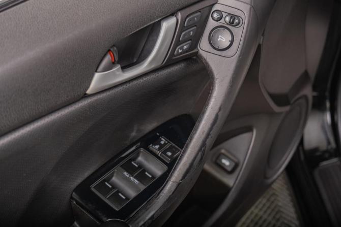 Honda Accord VIII Рестайлинг с пробегом 2011 года, цена 1 679 000 рублей, 250000 км, седан, Автокод Объявления