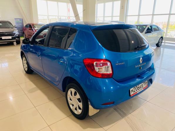 Renault Sandero II с пробегом 2016 года, цена 1 030 000 рублей, 37290 км, хэтчбек, Автокод Объявления