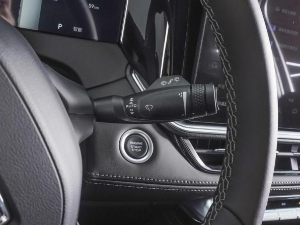 Geely Monjaro I Рестайлинг с пробегом 2026 года, цена 4 550 000 рублей, 59 км, внедорожник, Автокод Объявления