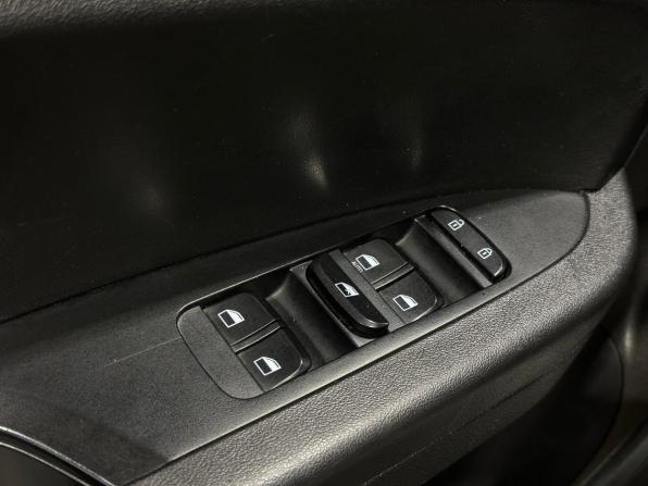 Brilliance V3 I Рестайлинг с пробегом 2019 года, цена 900 000 рублей, 76920 км, внедорожник, Автокод Объявления