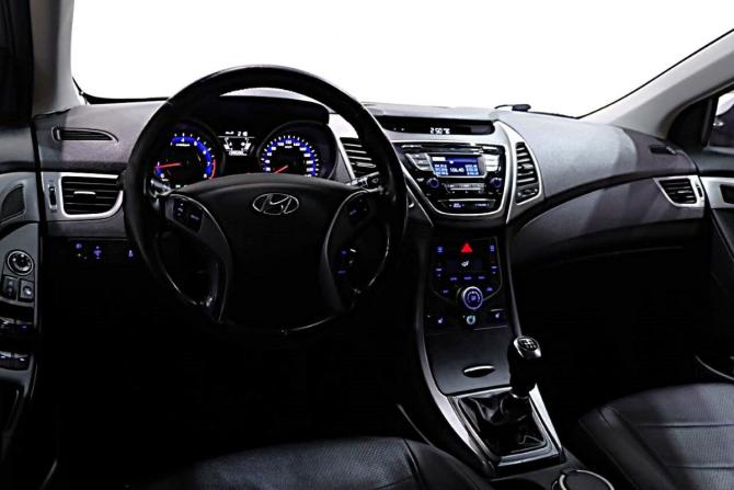 Hyundai Elantra V (MD) Рестайлинг с пробегом 2015 года, цена 947 000 рублей, 140000 км, седан, Автокод Объявления