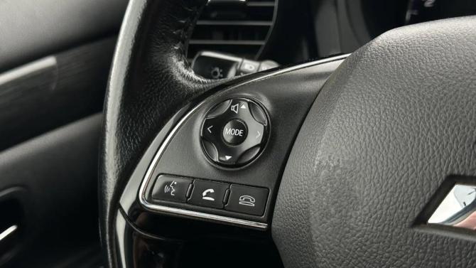 Mitsubishi Outlander III Рестайлинг 2 с пробегом 2017 года, цена 1 520 000 рублей, 241912 км, внедорожник, Автокод Объявления