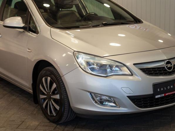 Opel Astra J с пробегом 2011 года, цена 795 000 рублей, 161884 км, хэтчбек, Автокод Объявления