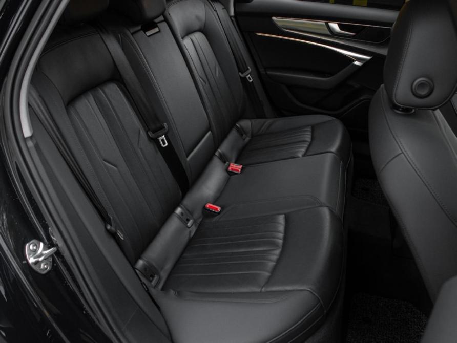 Audi A6 V (C8) Москва  - изображение 8
