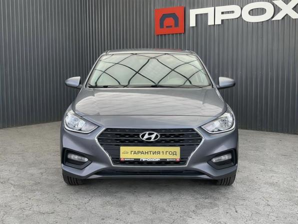 Hyundai Solaris II с пробегом 2017 года, цена 1 097 000 рублей, 159237 км, седан, Автокод Объявления