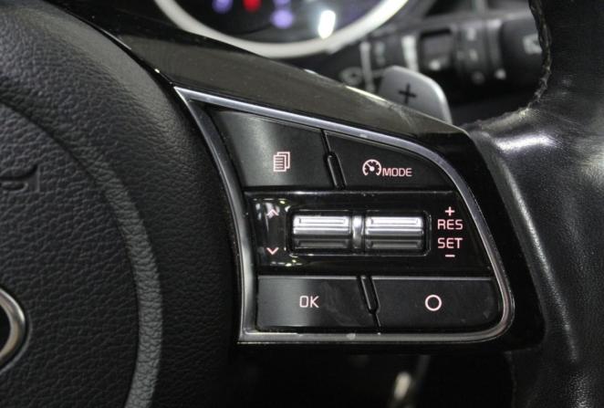 Kia Ceed II Рестайлинг с пробегом 2018 года, цена 1 920 000 рублей, 68518 км, хэтчбек, Автокод Объявления