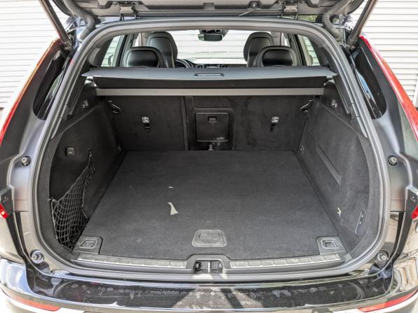 Volvo XC60 II с пробегом 2018 года, цена 3 150 000 рублей, 120630 км, внедорожник, Автокод Объявления