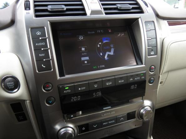 Lexus GX II Рестайлинг с пробегом 2015 года, цена 3 150 000 рублей, 445000 км, внедорожник, Автокод Объявления