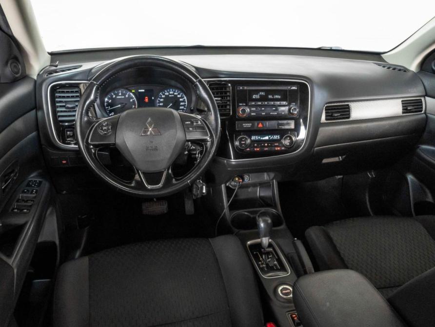 Mitsubishi Outlander III Рестайлинг 2 Ставрополь  - изображение 6