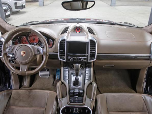 Porsche Cayenne II (958) с пробегом 2012 года, цена 3 798 000 рублей, 74915 км, внедорожник, Автокод Объявления