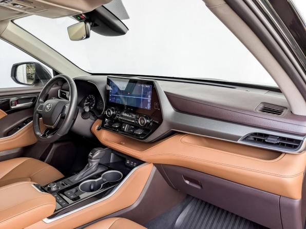 Toyota Highlander IV (XU70) с пробегом 2023 года, цена 4 610 000 рублей, 30096 км, внедорожник, Автокод Объявления