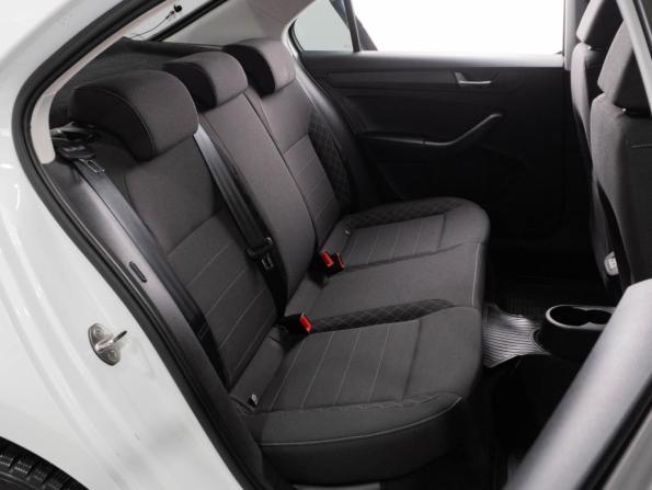 Skoda Rapid II с пробегом 2021 года, цена 1 665 000 рублей, 46691 км, лифтбек, Автокод Объявления