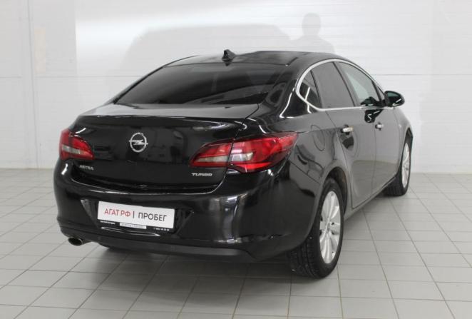 Opel Astra J Рестайлинг с пробегом 2013 года, цена 530 000 рублей, 201857 км, седан, Автокод Объявления