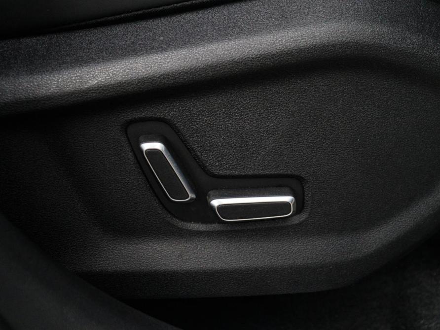 Geely Monjaro I Москва  - изображение 17