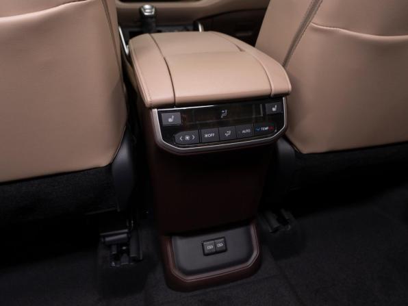 Toyota Highlander IV (XU70) с пробегом 2026 года, цена 5 950 000 рублей, 13 км, внедорожник, Автокод Объявления