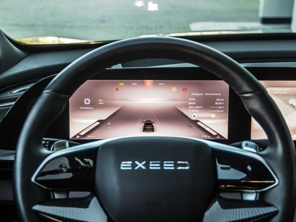 Exeed TXL I Рестайлинг 2 с пробегом 2024 года, цена 4 140 000 рублей, 4790 км, внедорожник, Автокод Объявления