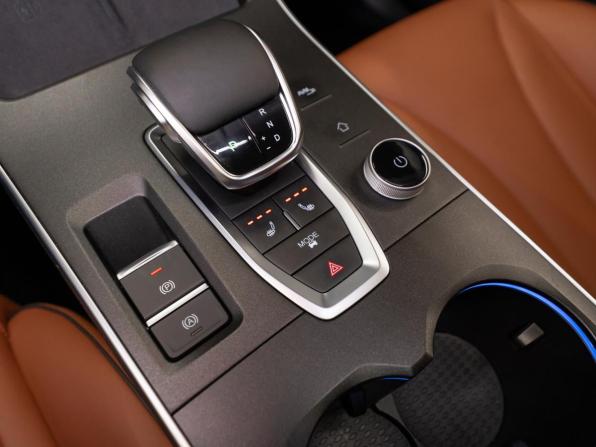 Omoda C5 I с пробегом 2023 года, цена 1 990 000 рублей, 13247 км, внедорожник, Автокод Объявления