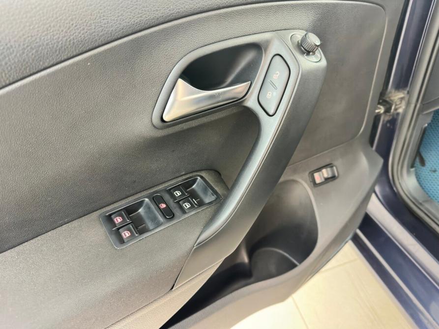 Volkswagen Polo V Москва  - изображение 9