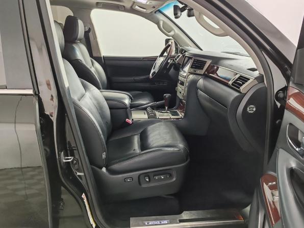 Lexus LX III Рестайлинг с пробегом 2013 года, цена 3 299 000 рублей, 294940 км, внедорожник, Автокод Объявления