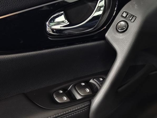 Nissan Qashqai II Рестайлинг с пробегом 2021 года, цена 2 099 000 рублей, 81562 км, внедорожник, Автокод Объявления