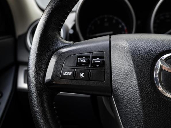 Mazda 3 II (BL) Рестайлинг с пробегом 2012 года, цена 1 325 000 рублей, 48212 км, седан, Автокод Объявления