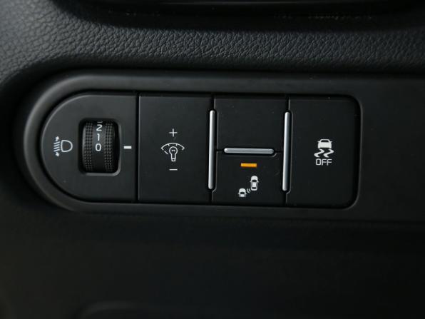 Kia Ceed III с пробегом 2019 года, цена 1 565 000 рублей, 100168 км, хэтчбек, Автокод Объявления