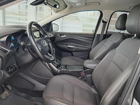 Ford Kuga II Рестайлинг с пробегом 2017 года, цена 1 950 000 рублей, 96759 км, внедорожник, Автокод Объявления