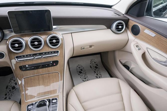 Mercedes-Benz C-Класс IV (W205) с пробегом 2015 года, цена 3 039 000 рублей, 54000 км, седан, Автокод Объявления