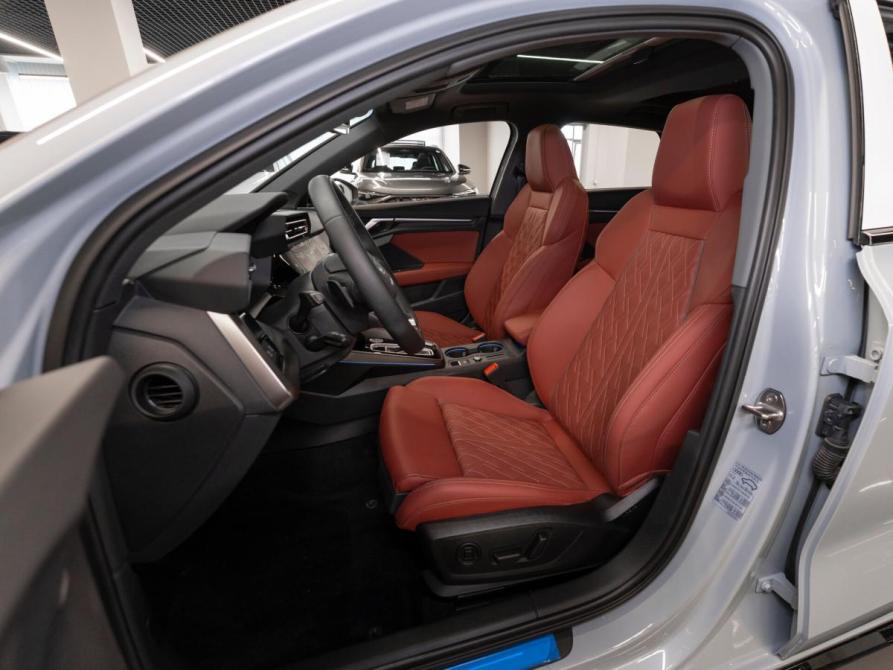 Audi A3 IV (8Y) Рестайлинг Москва  - изображение 9